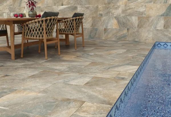 Suelo piscina porcelánico Livingstone efecto piedra pacific 30.3x61.3 cm C3 (1,3m²) - Imagen 2